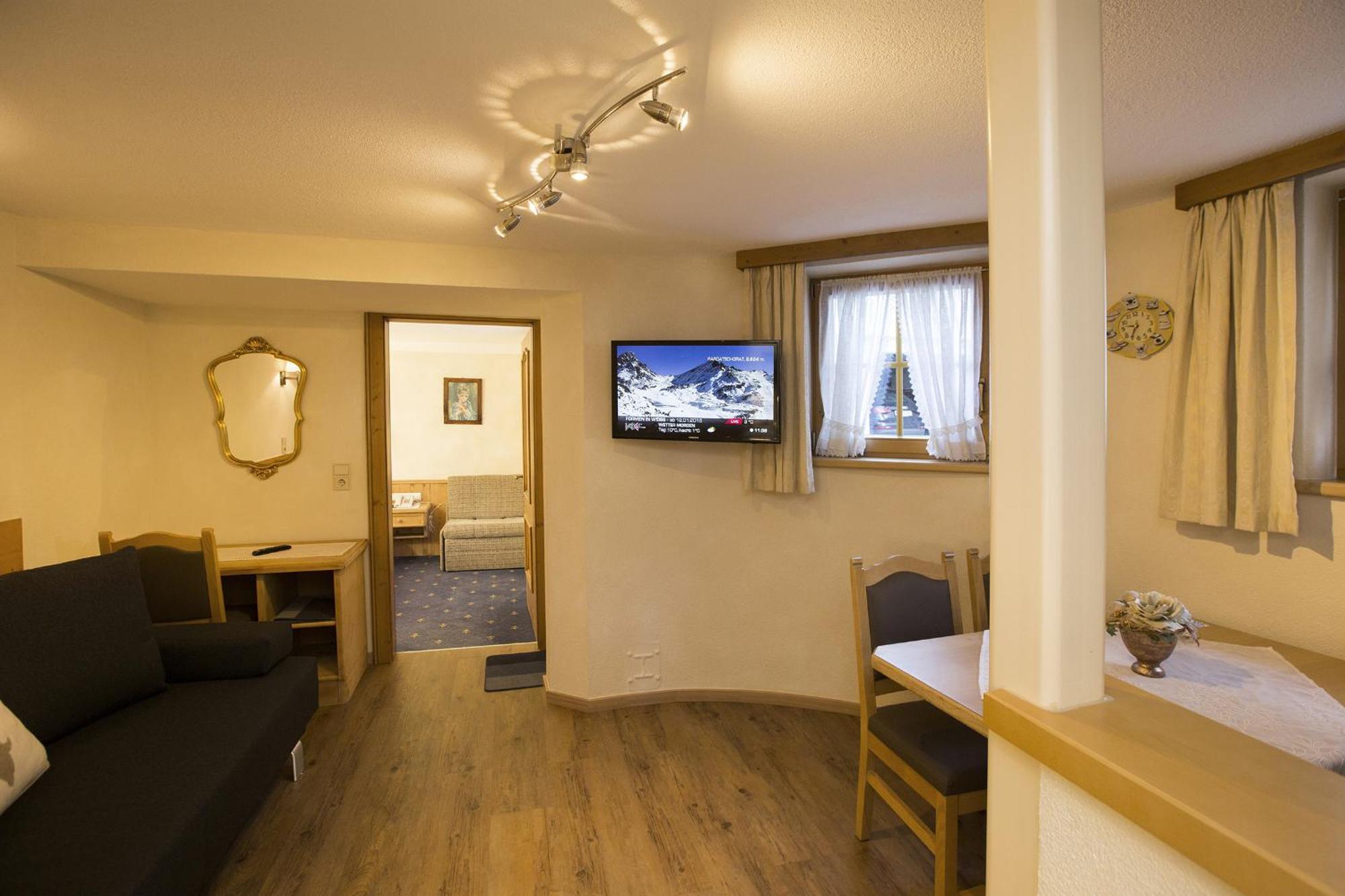 Hotel Tanzer イシュグル 部屋 写真