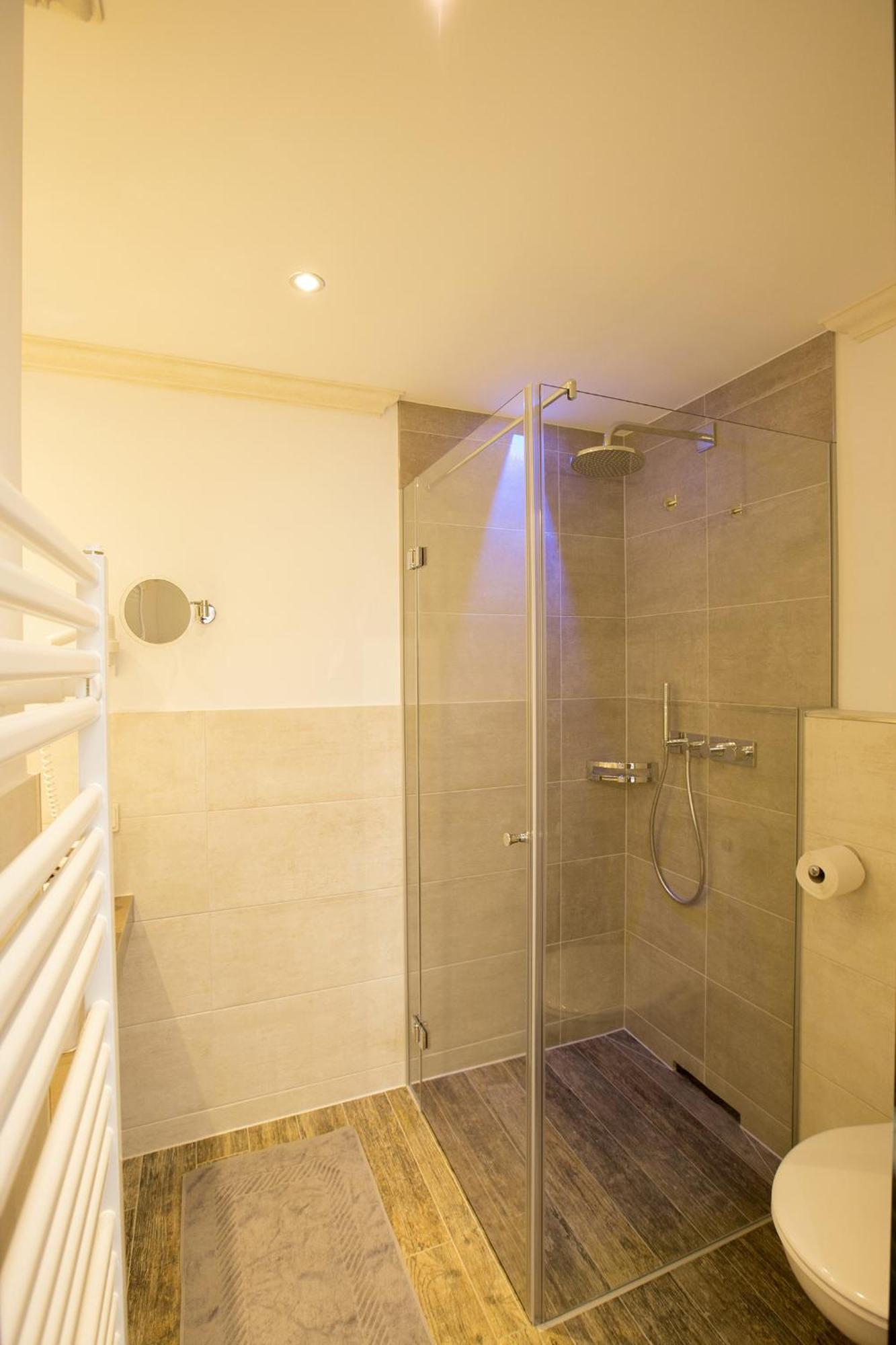 Hotel Tanzer イシュグル 部屋 写真